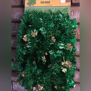 St Patrick’s Day Foil Garland “ Green and Gold”